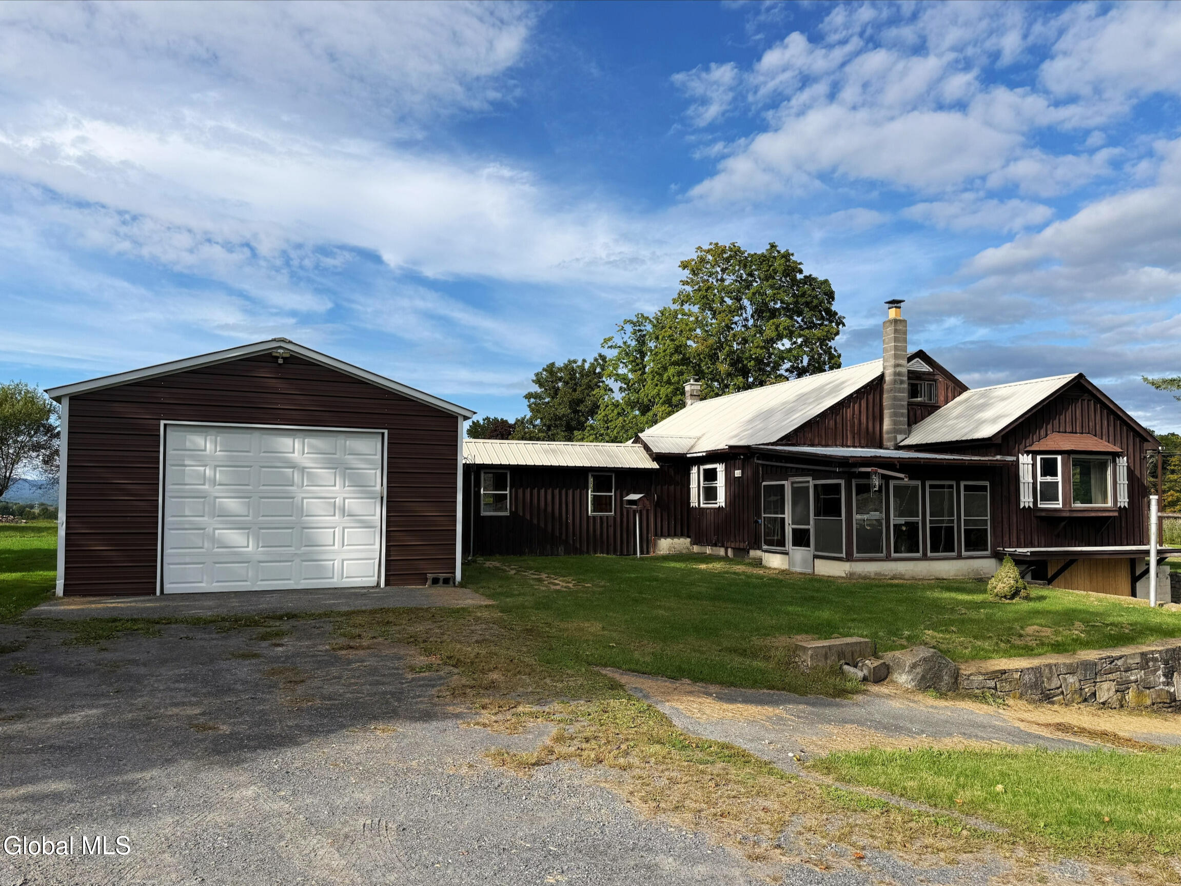 17 Green Barn Road Hudson Falls, NY 12839 - Photo 1 of 37 30dc310b-2a31-4b01-944d-3372a809505a