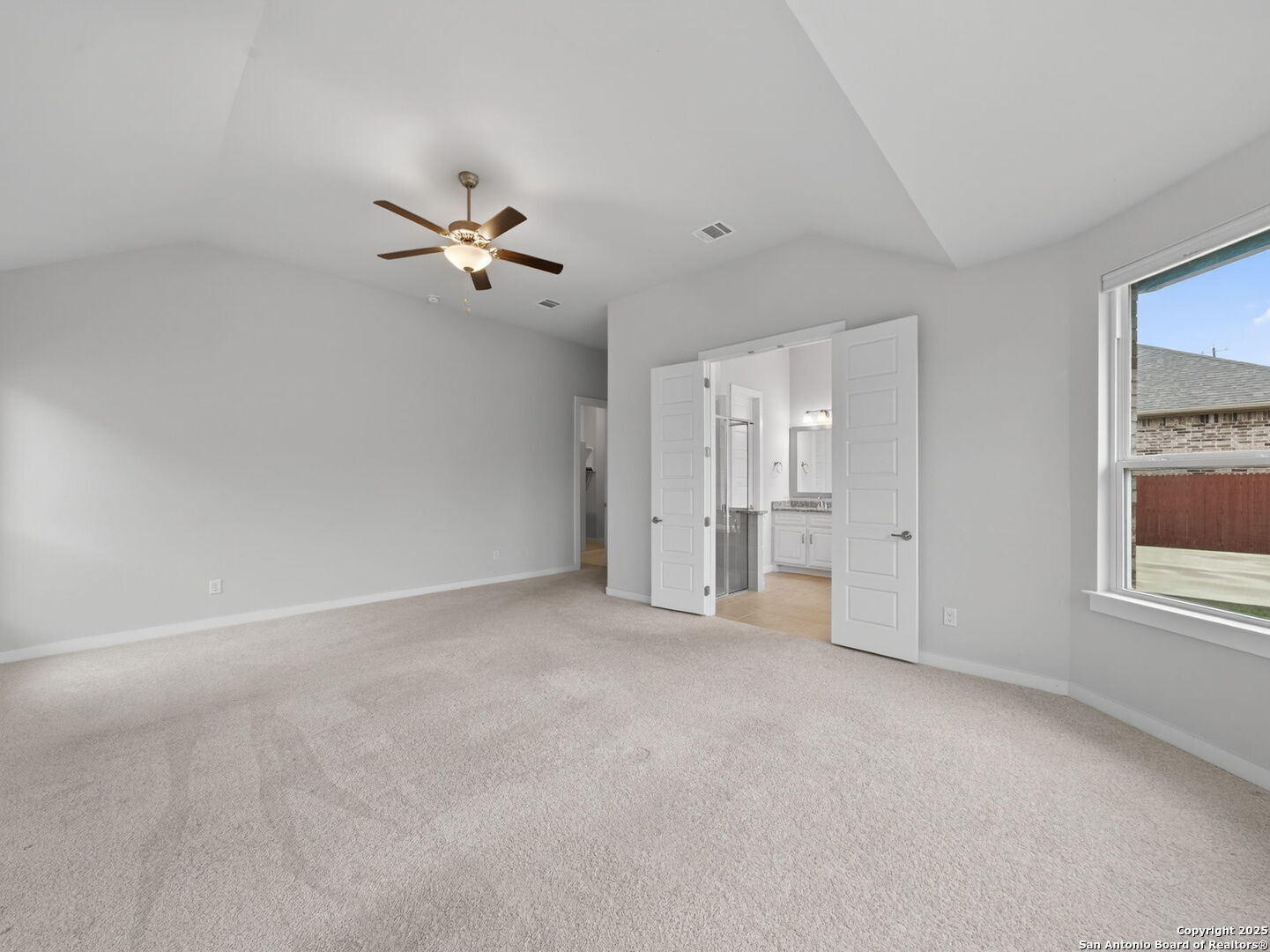 119 Branson Falls Drive Boerne, TX 78006 - Photo 18 of 33