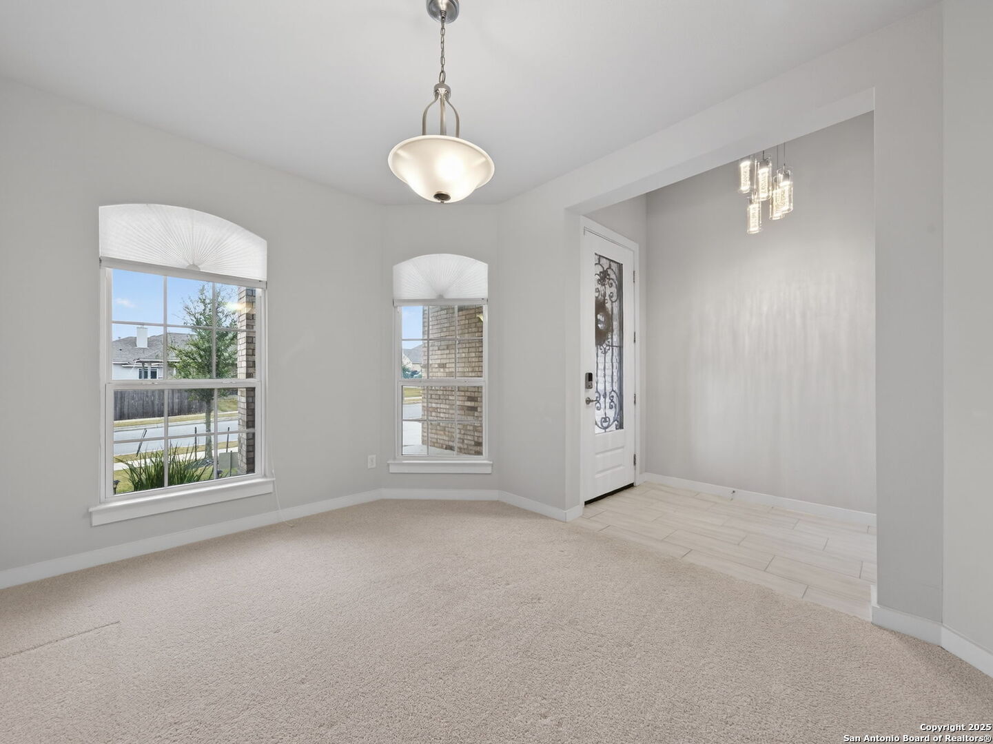 119 Branson Falls Drive Boerne, TX 78006 - Photo 6 of 33