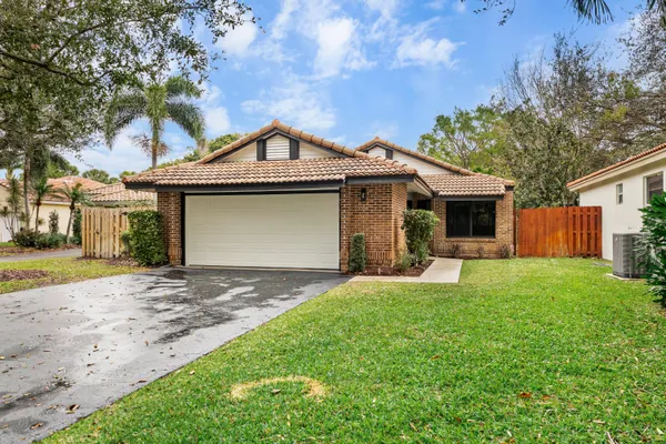 $699,950 | 4165 Northwest 1st Court, Delray Beach, FL 33445