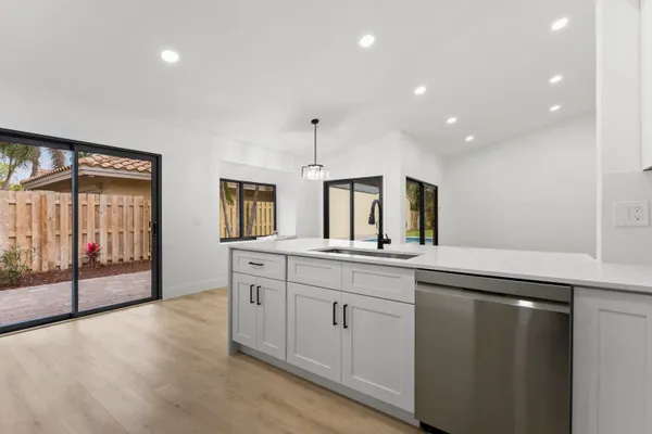 $660,000 | 4165 Northwest 1st Court, Delray Beach, FL 33445