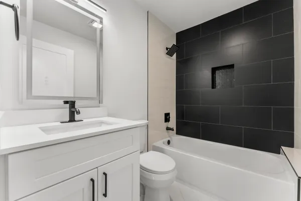 $660,000 | 4165 Northwest 1st Court, Delray Beach, FL 33445