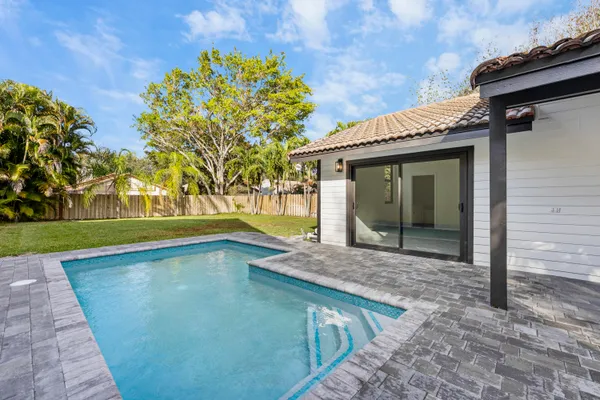 $660,000 | 4165 Northwest 1st Court, Delray Beach, FL 33445