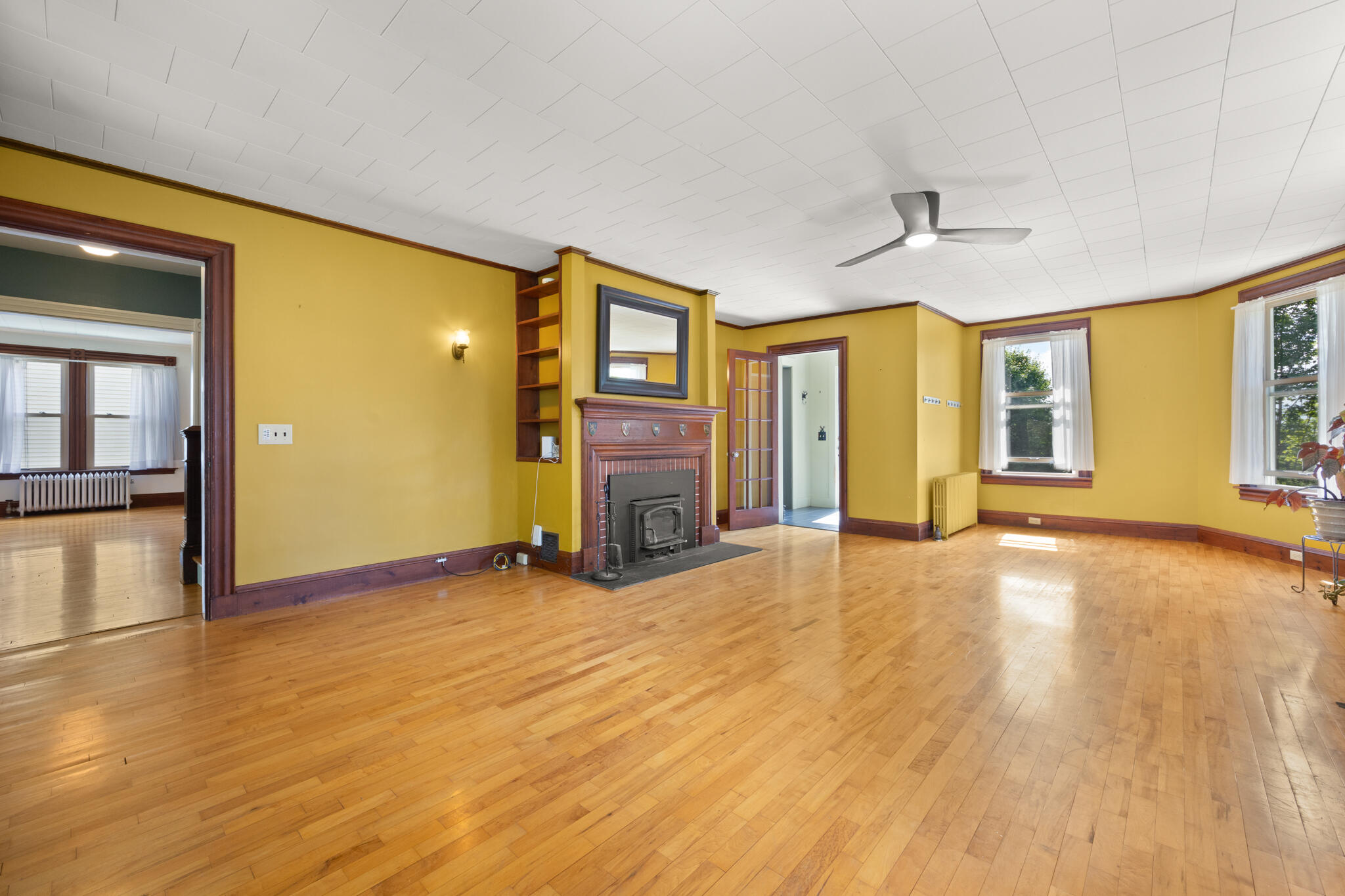 212 Main Street Orono, ME 04473 - Photo 26 of 52 Family Room