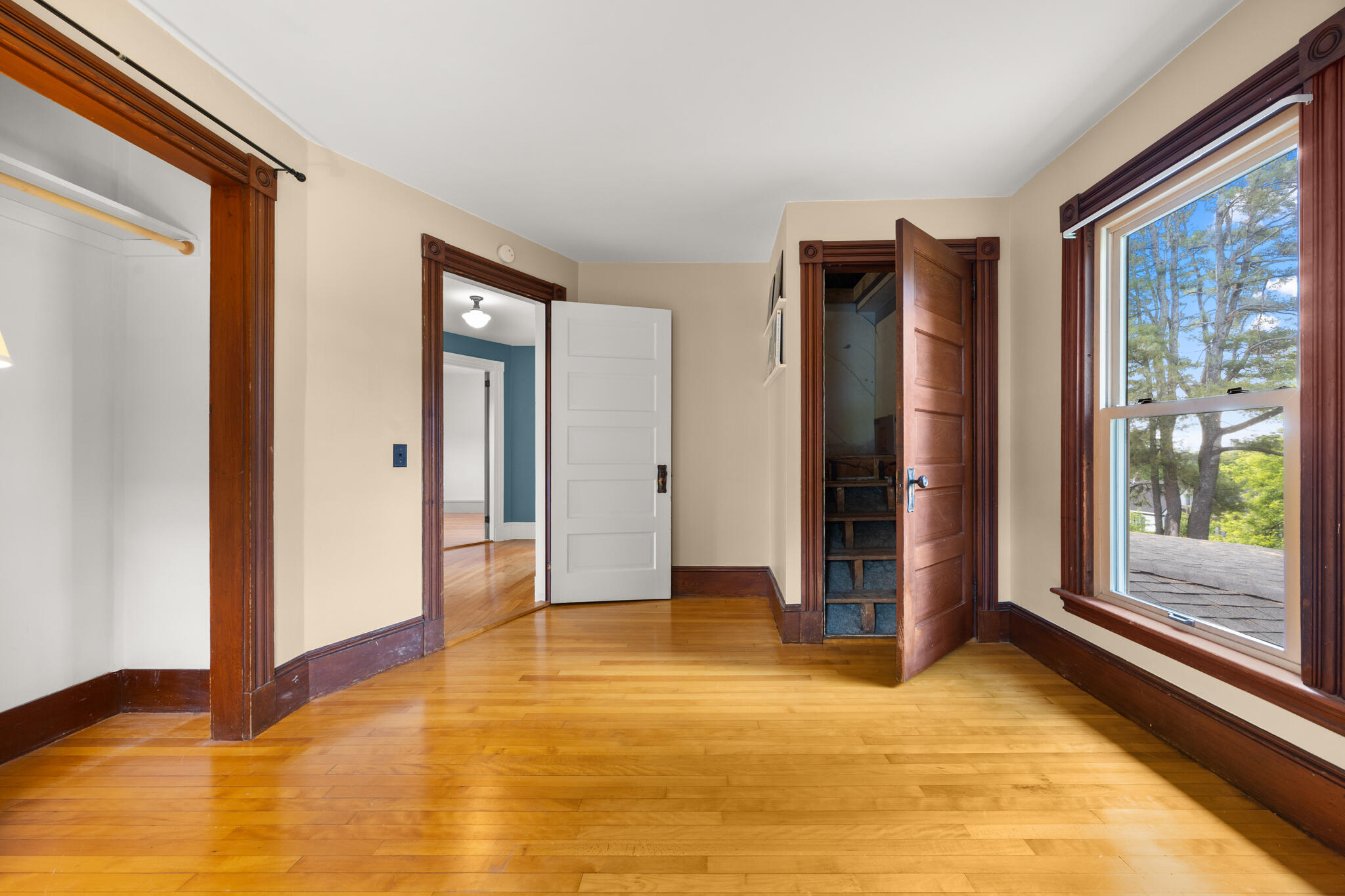 212 Main Street Orono, ME 04473 - Photo 37 of 52 Bedroom 3