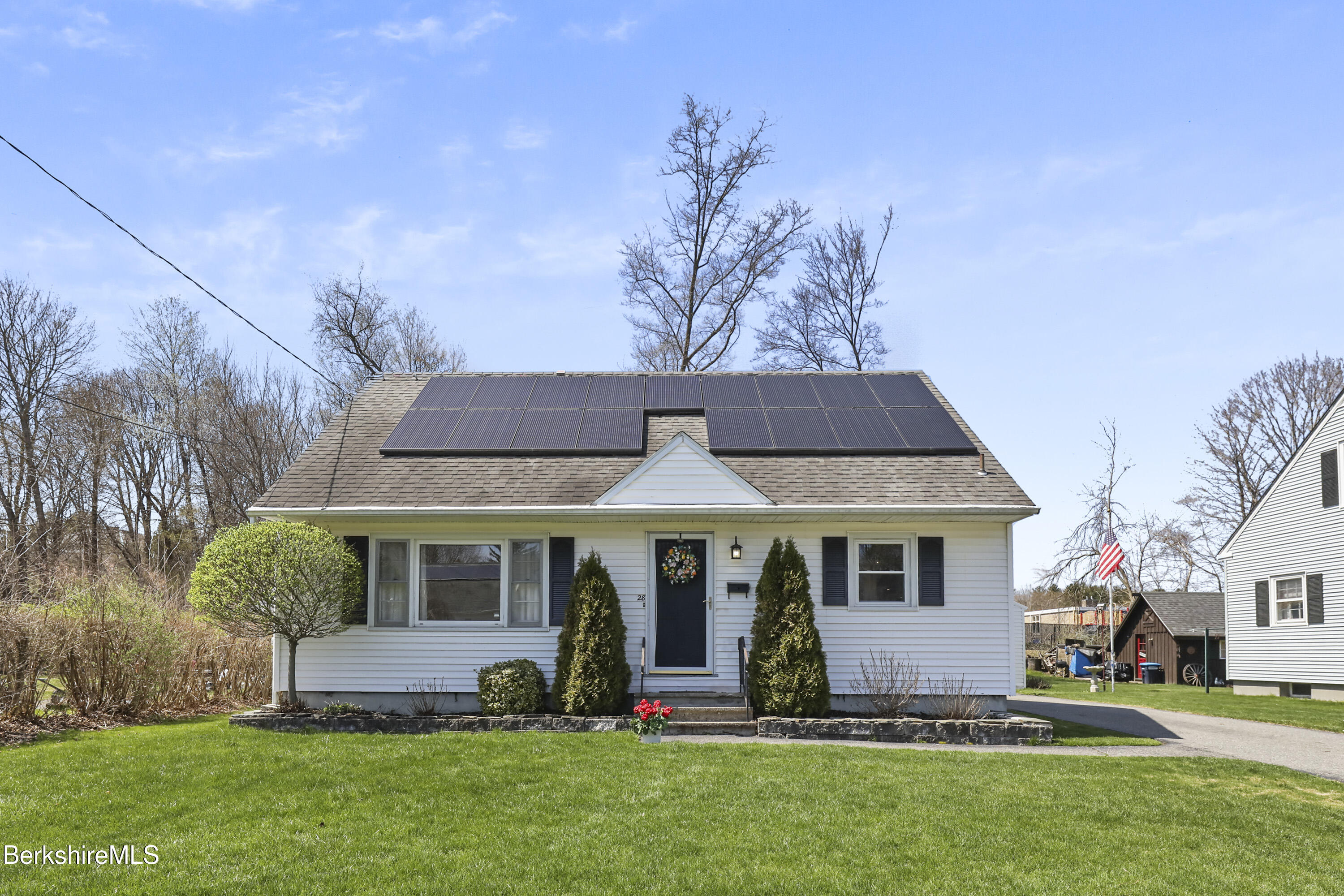 28 State Street Pittsfield, MA 01201 - Photo 1 of 42 5 Exterior Front
