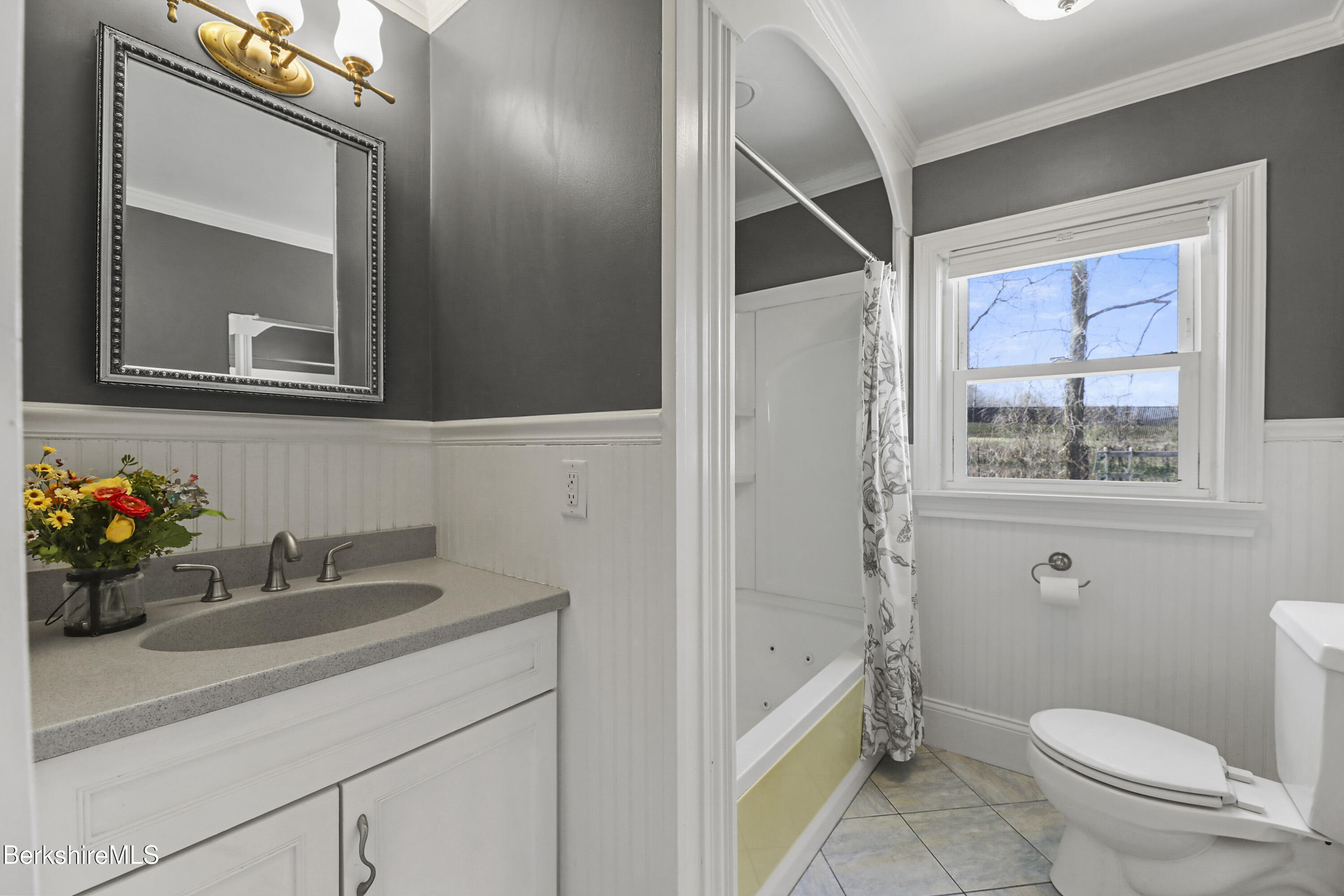 28 State Street Pittsfield, MA 01201 - Photo 19 of 42 110 Bathroom