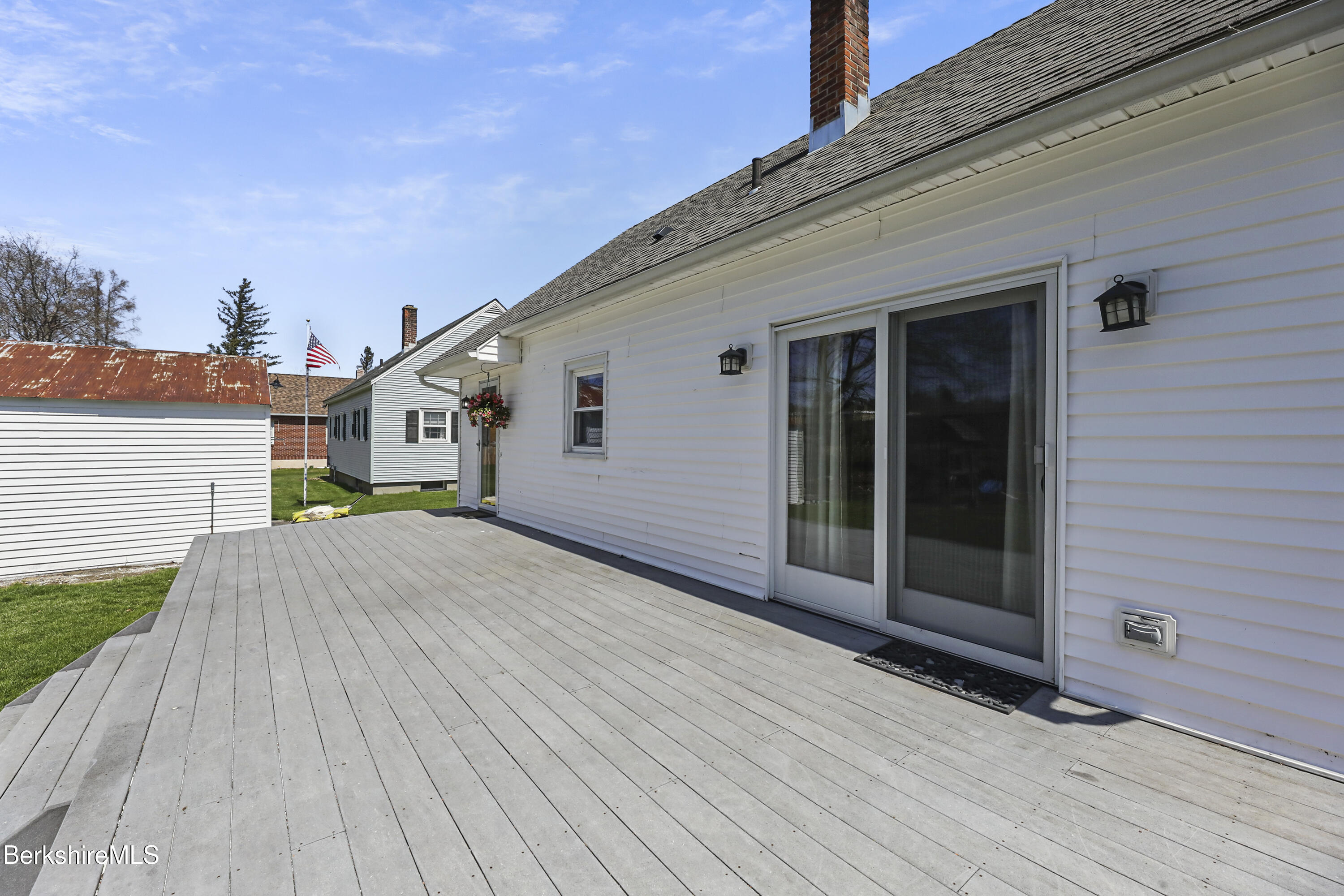28 State Street Pittsfield, MA 01201 - Photo 31 of 42 170 Back Porch