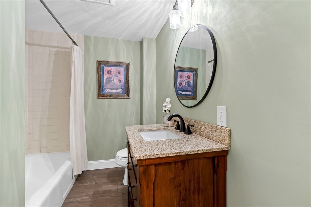 14 Bennett Road Wayland, MA 01778 - Photo 18 of 31 Gallery Image 18
