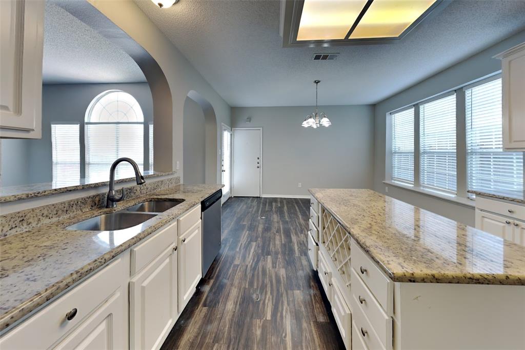 906 Carnegie Court Allen, TX 75002 - Photo 5 of 23