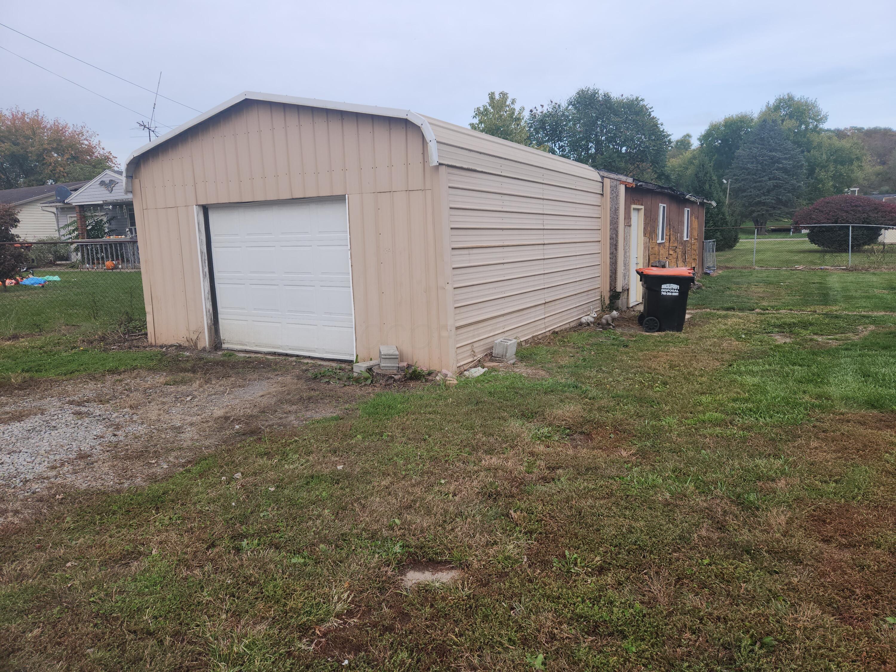 307 Spring Street Utica, OH 43080 - Photo 17 of 56 20251017_174026