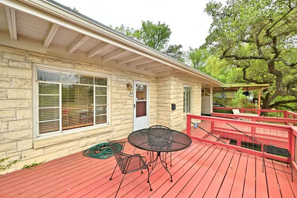 $725,000 | 2003 Alameda Drive, Austin, TX 78704