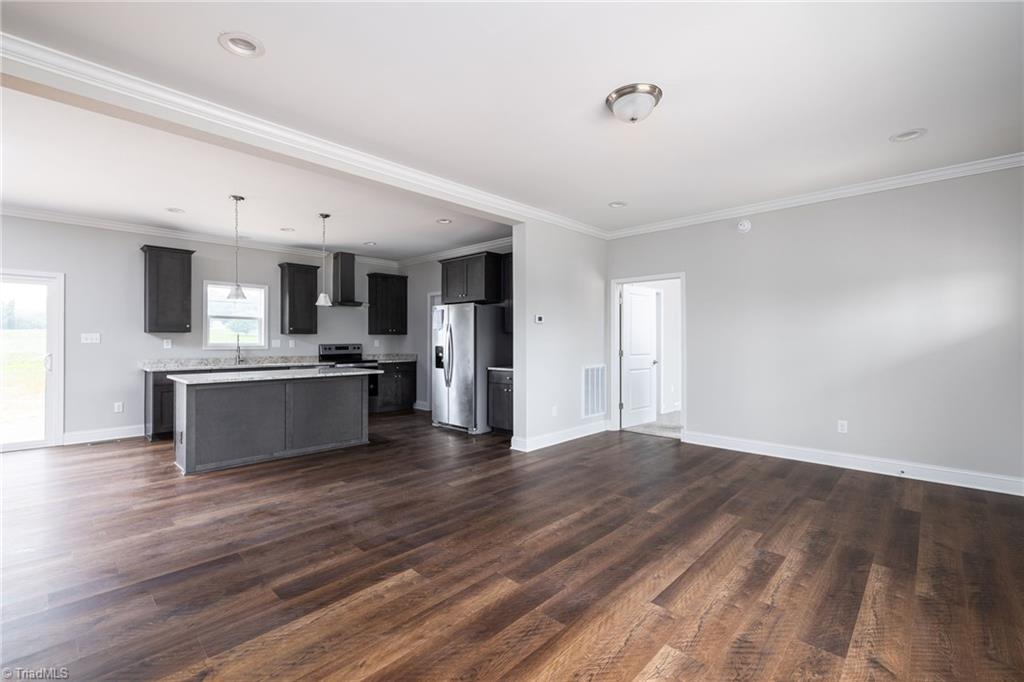 130 Bowman Road Reidsville, NC 27320 - Photo 6 of 29 Gallery Image 6