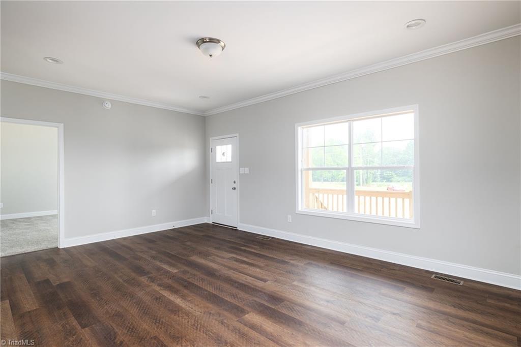 130 Bowman Road Reidsville, NC 27320 - Photo 7 of 29 Gallery Image 7