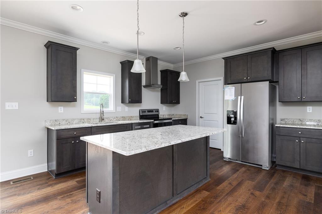 130 Bowman Road Reidsville, NC 27320 - Photo 8 of 29 Gallery Image 8