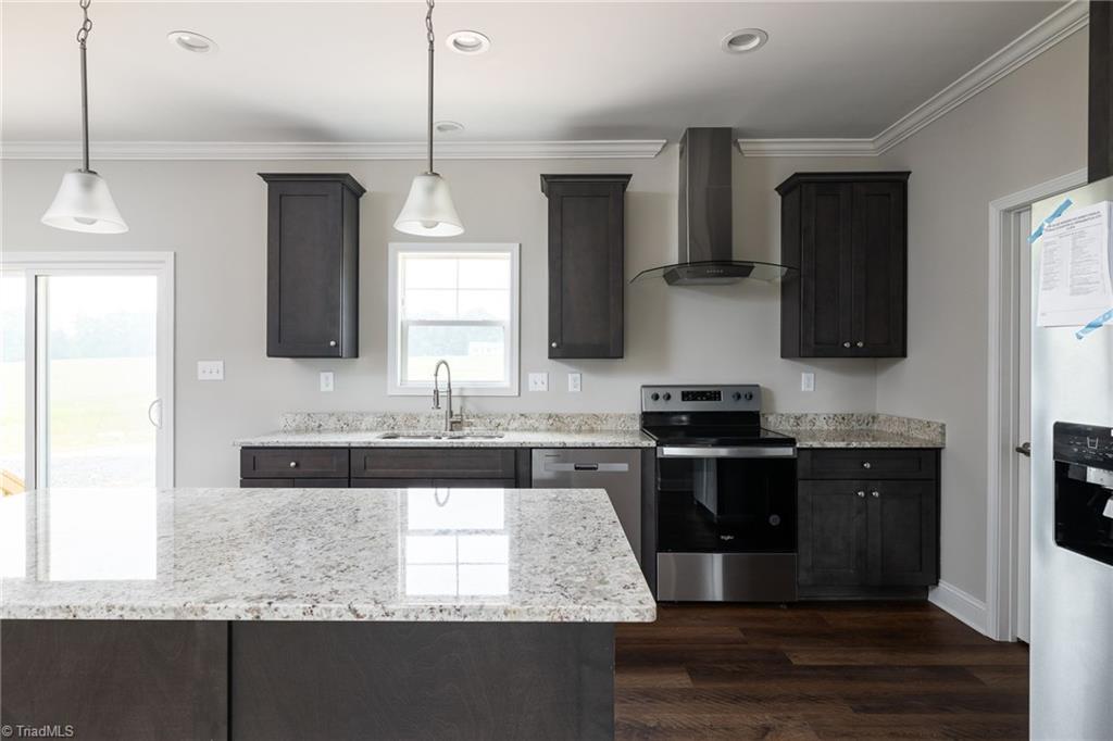 130 Bowman Road Reidsville, NC 27320 - Photo 9 of 29 Gallery Image 9