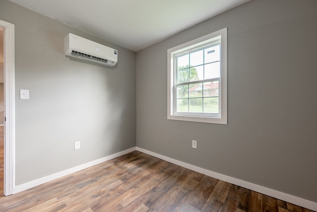 215 Partridge Road Woodlawn, VA 24381 - Photo 29 of 40 Gallery Image 29