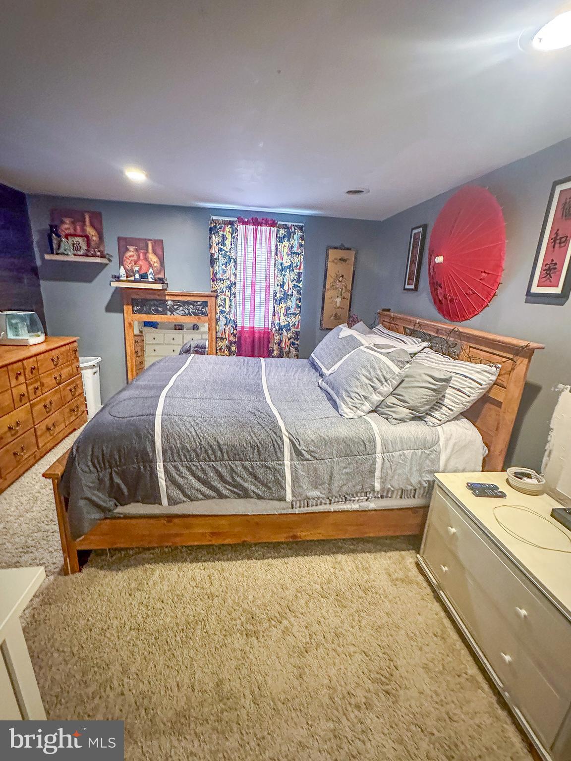 112 Trailway Road Middle River, MD 21220 - Photo 20 of 32 a bedroom with a bed and dresser