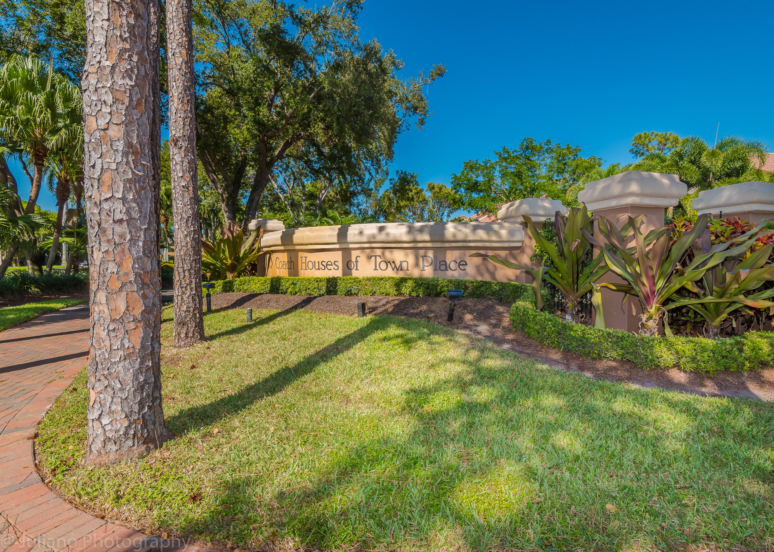 5770 Coach House Circle, Unit B Boca Raton, FL 33486 - Photo 1 of 32 Coach Houses of Town Place