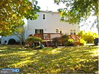 408 Cambridge Road Brookhaven, PA 19015 - Photo 13 of 13 Exterior Back