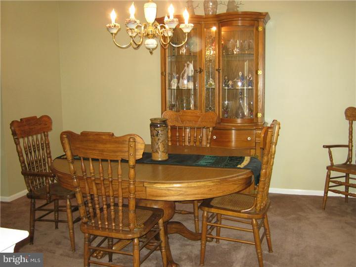 408 Cambridge Road Brookhaven, PA 19015 - Photo 5 of 13 Dining Room