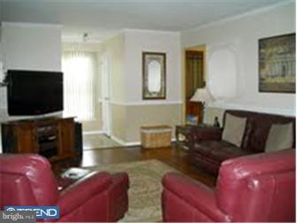 408 Cambridge Road Brookhaven, PA 19015 - Photo 7 of 13 Family Room