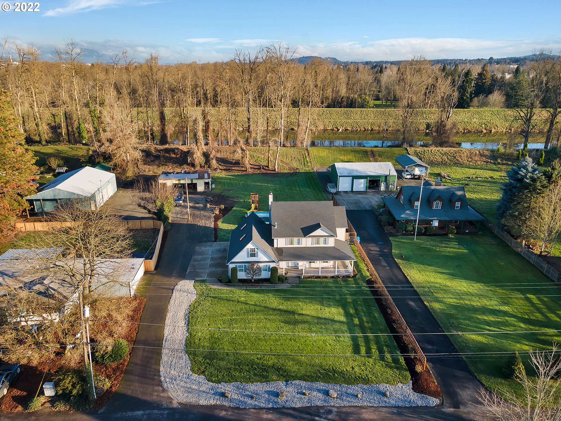 9230 Northeast Levee Road Portland, OR 97211 - Photo 3 of 32 Gallery Image 3