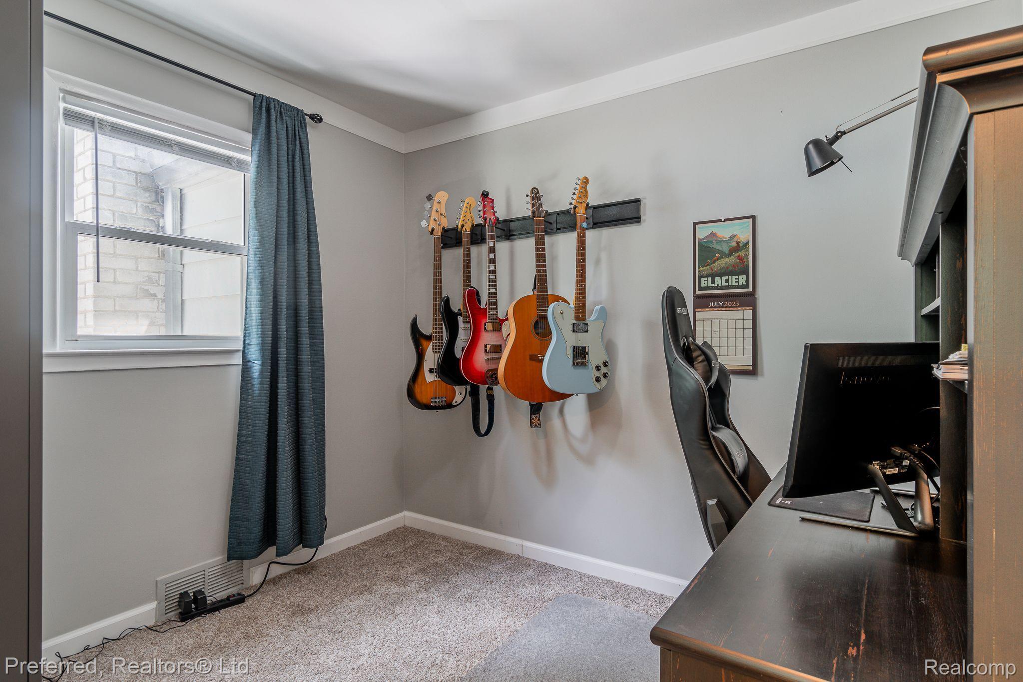 14116 Stark Road Livonia, MI 48154 - Photo 26 of 33 Gallery Image 26