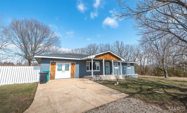 $380,000 | 11985 State Rte V, Rolla, MO 65401