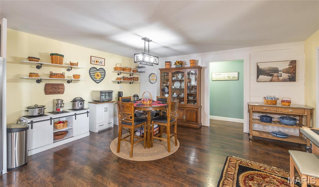 11985 State Rte V Rolla, MO 65401 - Photo 11 of 47