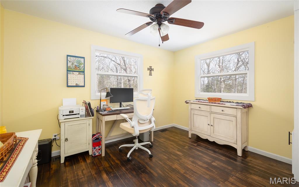 11985 State Rte V Rolla, MO 65401 - Photo 19 of 47