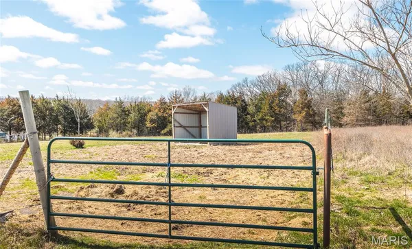 $380,000 | 11985 State Rte V, Rolla, MO 65401