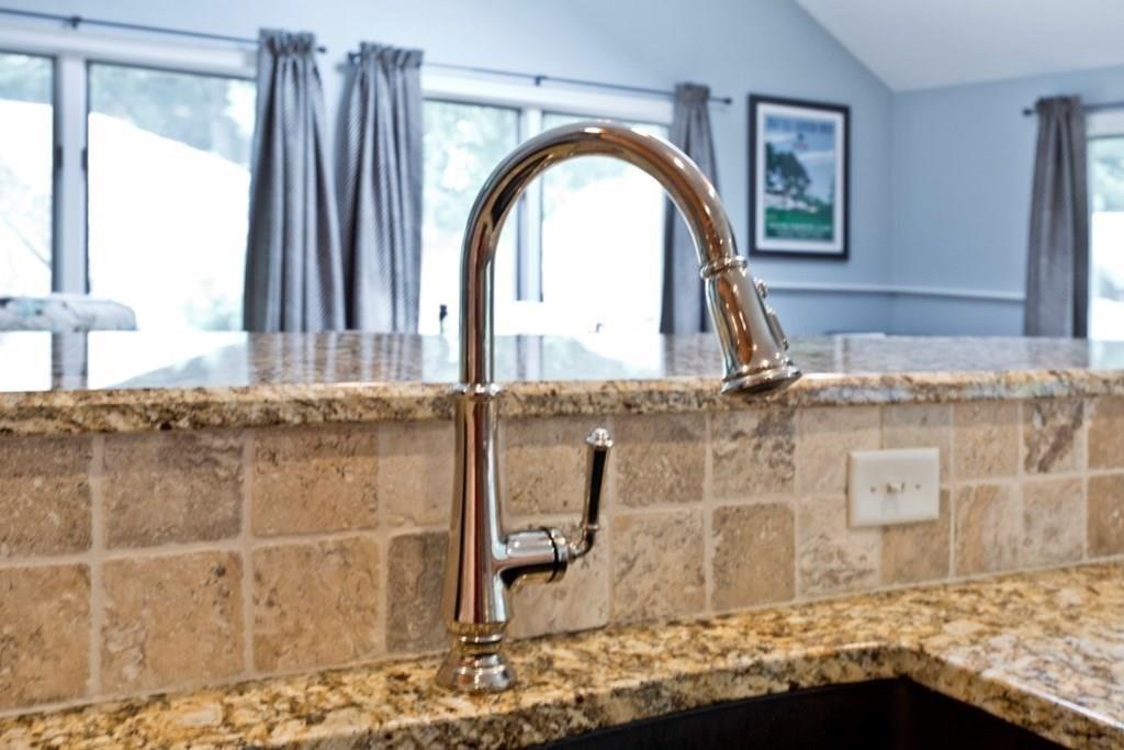 9 Kings Road Lynnfield, MA 01940 - Photo 9 of 42 Gallery Image 9