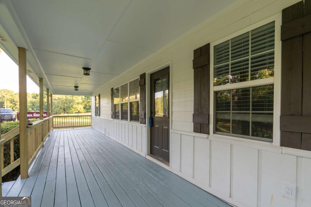 3322 Dewey Hogan Road Monroe, GA 30656 - Photo 4 of 30