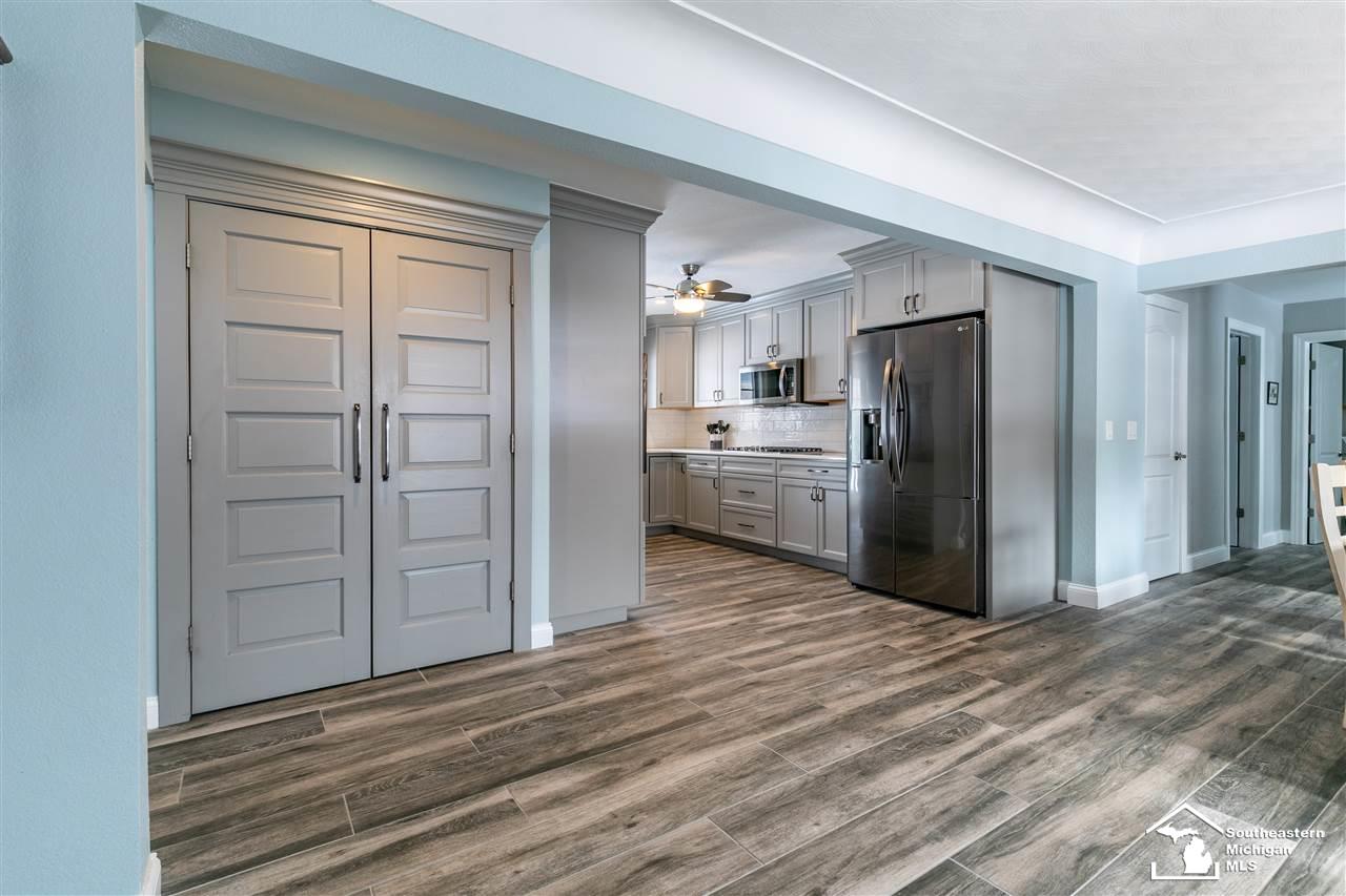 3495 Section Road Lambertville, MI 48144 - Photo 13 of 59
