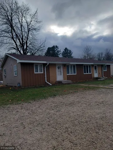 $150,000 | 315 4th Street Northwest, Braham, MN 55006
