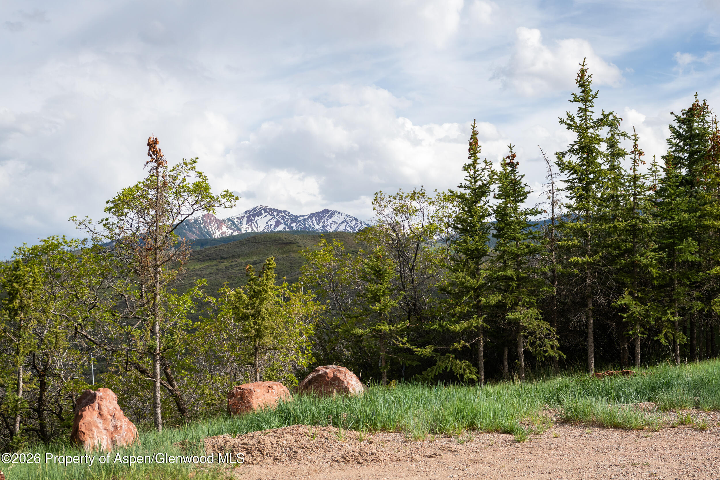 148 Tabula Rasa Lane Aspen, CO 81611 - Photo 4 of 11 Entrance View