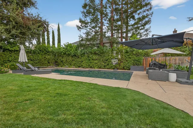 $1,600,000 | 2319 Brittany Lane, Lodi, CA 95242