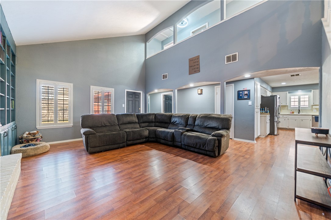 2217 Post Oak Drive Portland, TX 78374 - Photo 6 of 39 a living room with furniture window and wooden floor