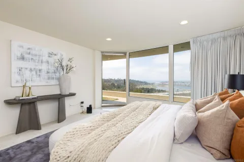 $2,799,000 | 13286 Ocean Vista Road, San Diego, CA 92130
