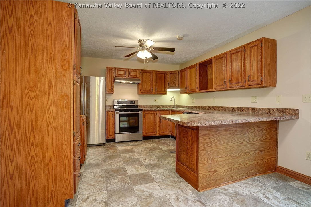 49 Ralph Drive Hurricane, WV 25526 - Photo 8 of 30 Gallery Image 8