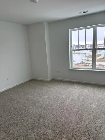 $2,850 | 450 Hathaway Lane, Unit 450, Oswego, IL 60543