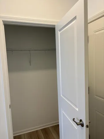 $2,850 | 450 Hathaway Lane, Unit 450, Oswego, IL 60543