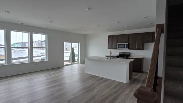 $2,850 | 450 Hathaway Lane, Unit 450, Oswego, IL 60543