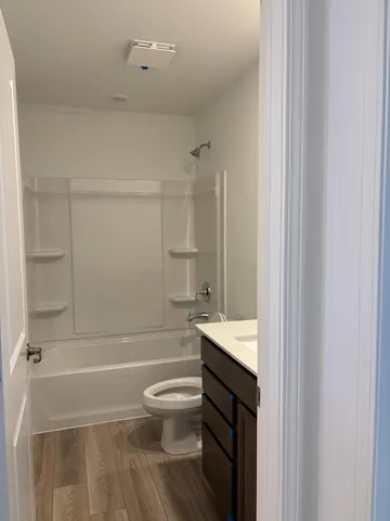 $2,850 | 450 Hathaway Lane, Unit 450, Oswego, IL 60543