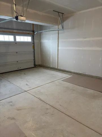 $2,850 | 450 Hathaway Lane, Unit 450, Oswego, IL 60543