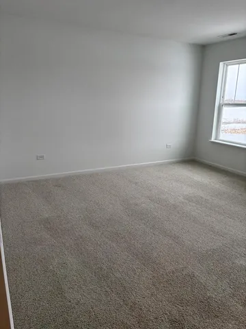 $2,850 | 450 Hathaway Lane, Unit 450, Oswego, IL 60543