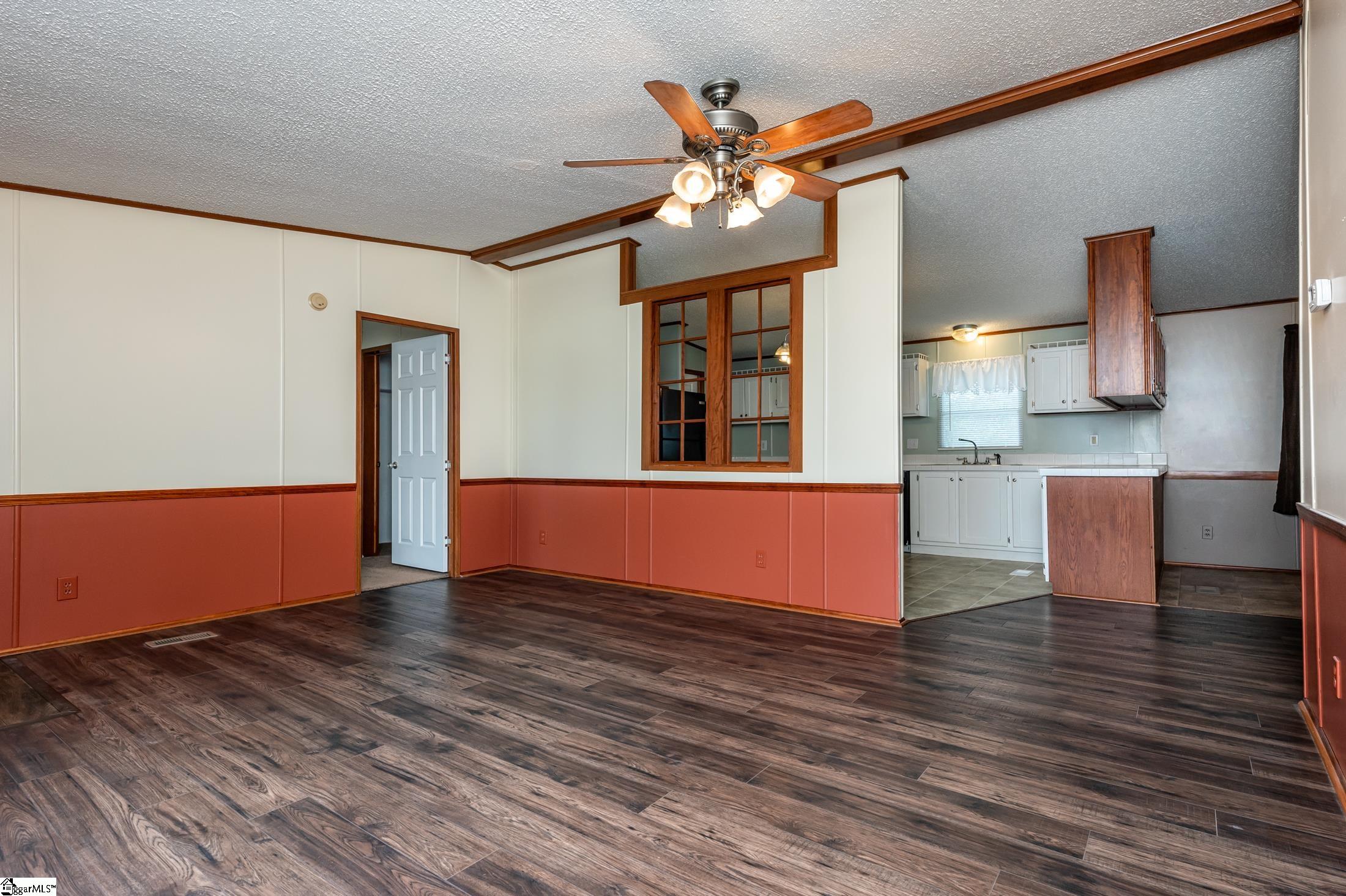 1121 Blount Road Belton, SC 29627 - Photo 13 of 32