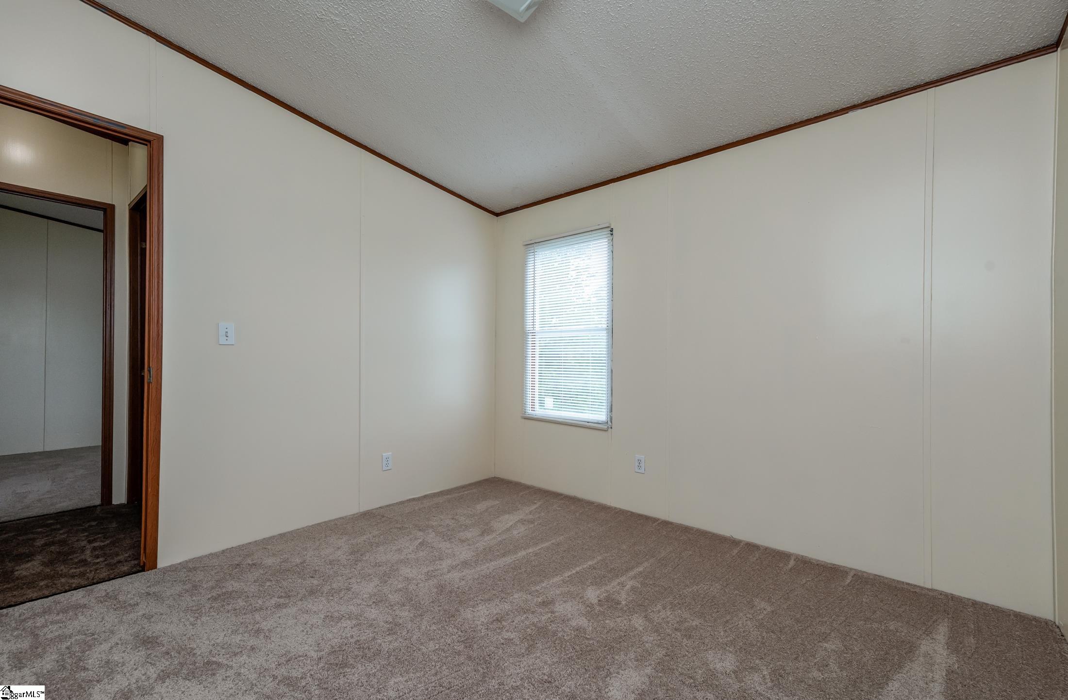 1121 Blount Road Belton, SC 29627 - Photo 18 of 32