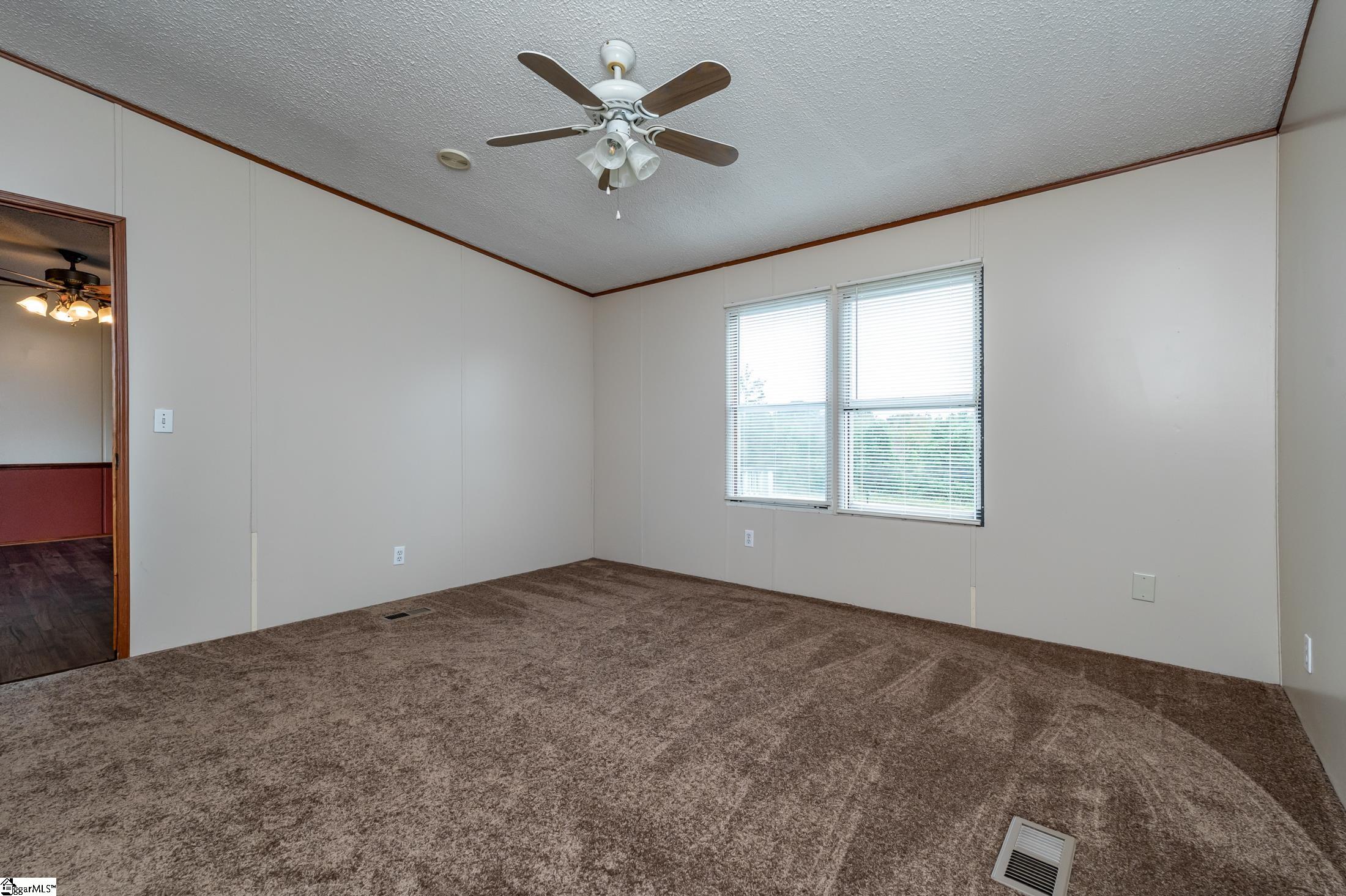 1121 Blount Road Belton, SC 29627 - Photo 23 of 32